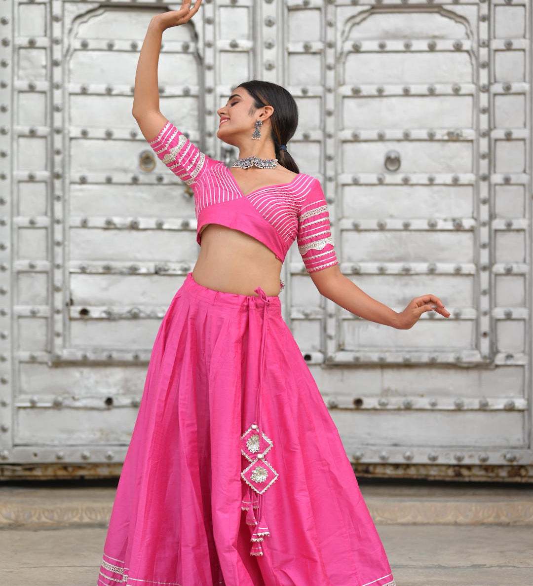 Fashionable Festive Attire: Women's Choices for Indian Festivals - House of Baisa