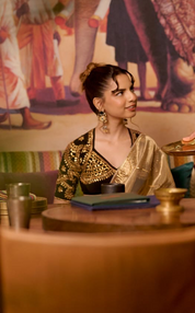 Ratri Diya Black Aangi