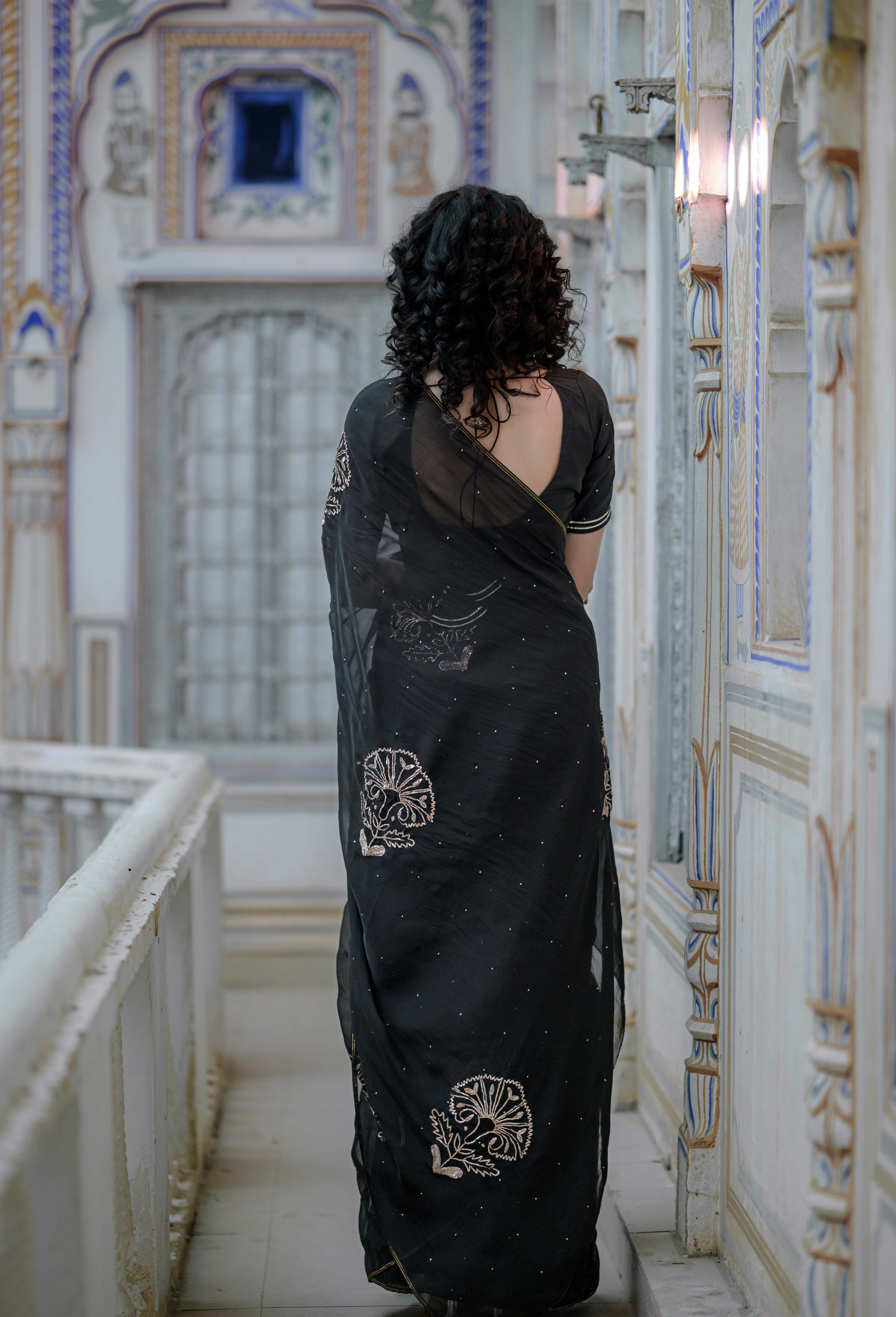 Yuvrani Black Buta Saree