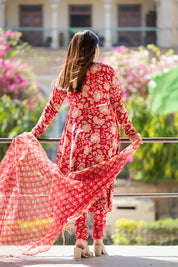 Farah Red Hand Blocked Suit set