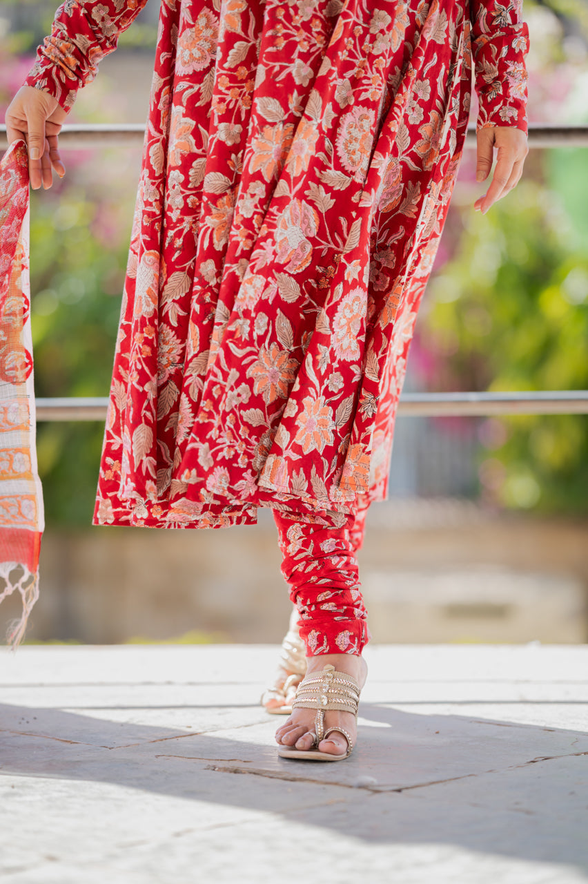 Farah Red Hand Blocked Suit set