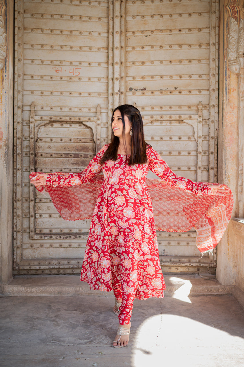 Farah Red Hand Blocked Suit set