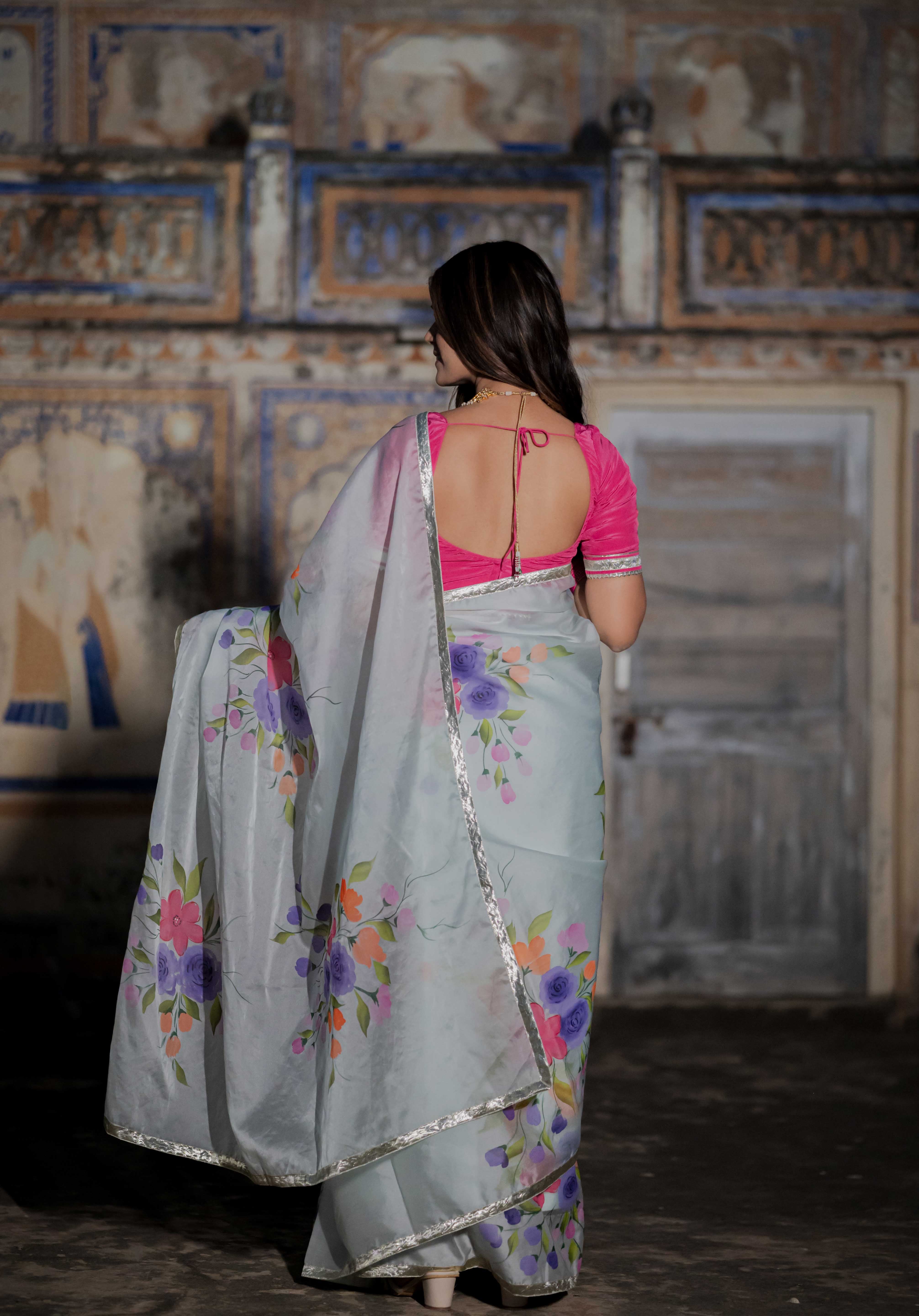 Hirva Pestal Blue Organza Saree