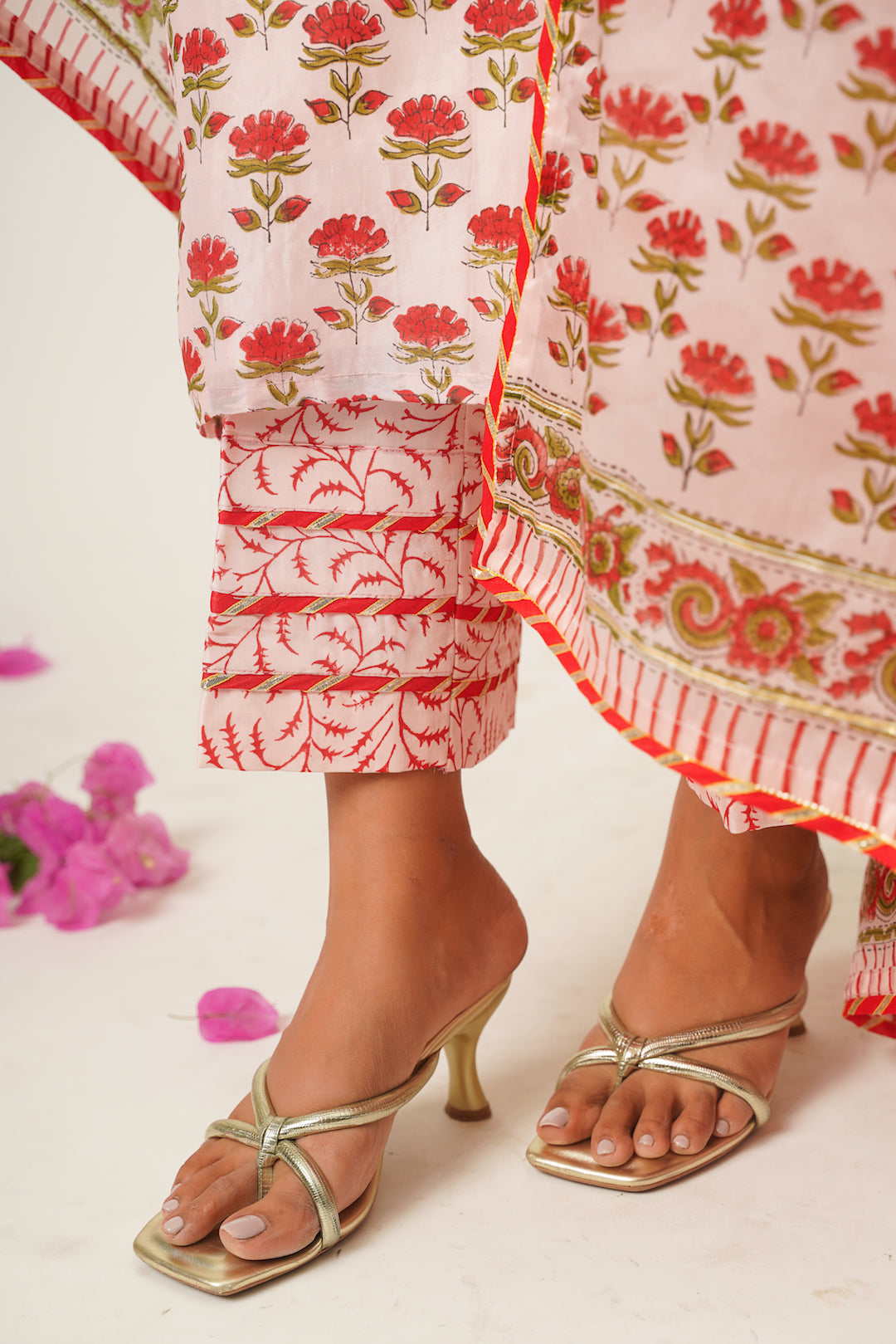 Koyal Handblock Suit Set