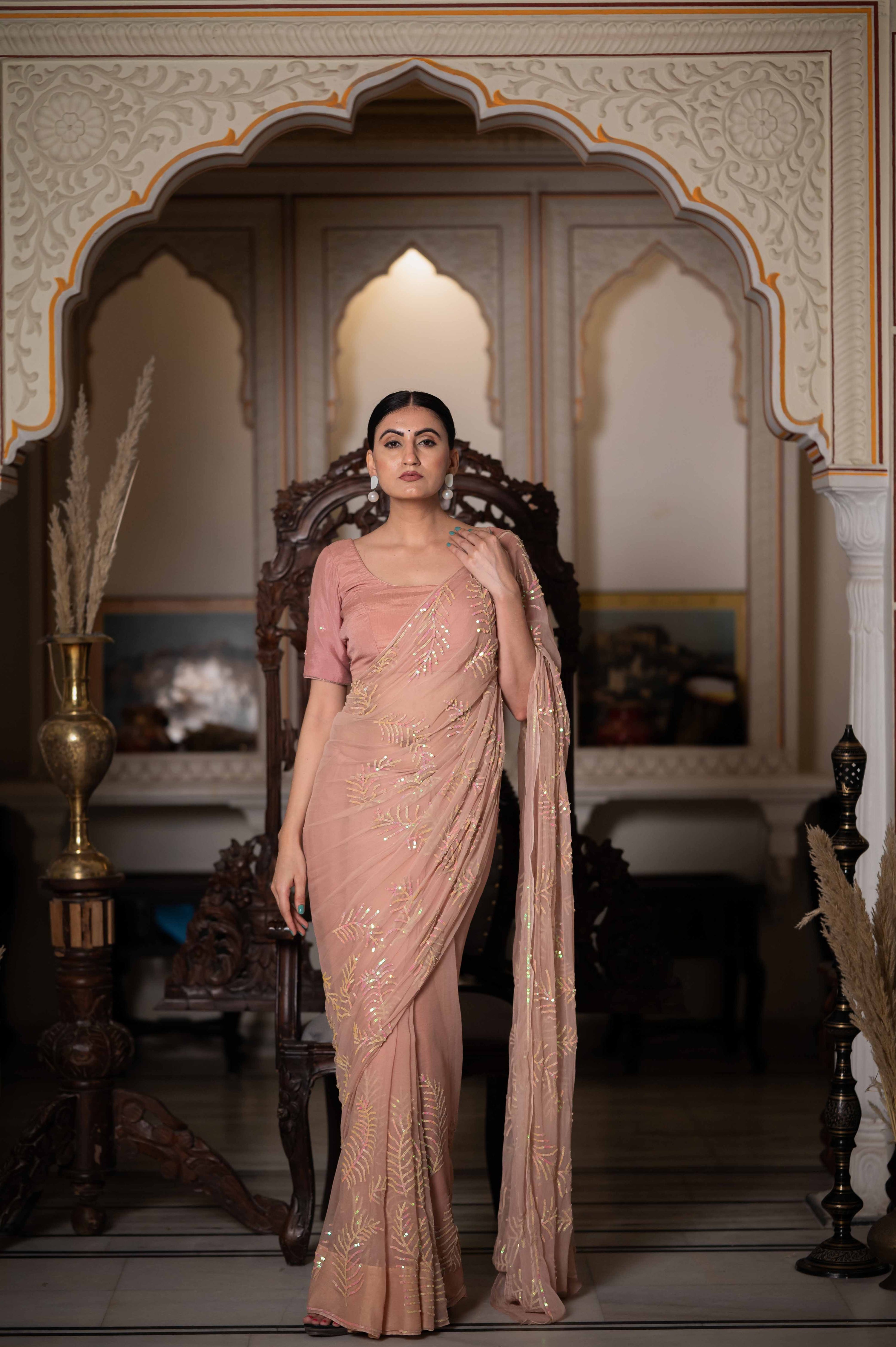 Mallar Beige Tari Saree
