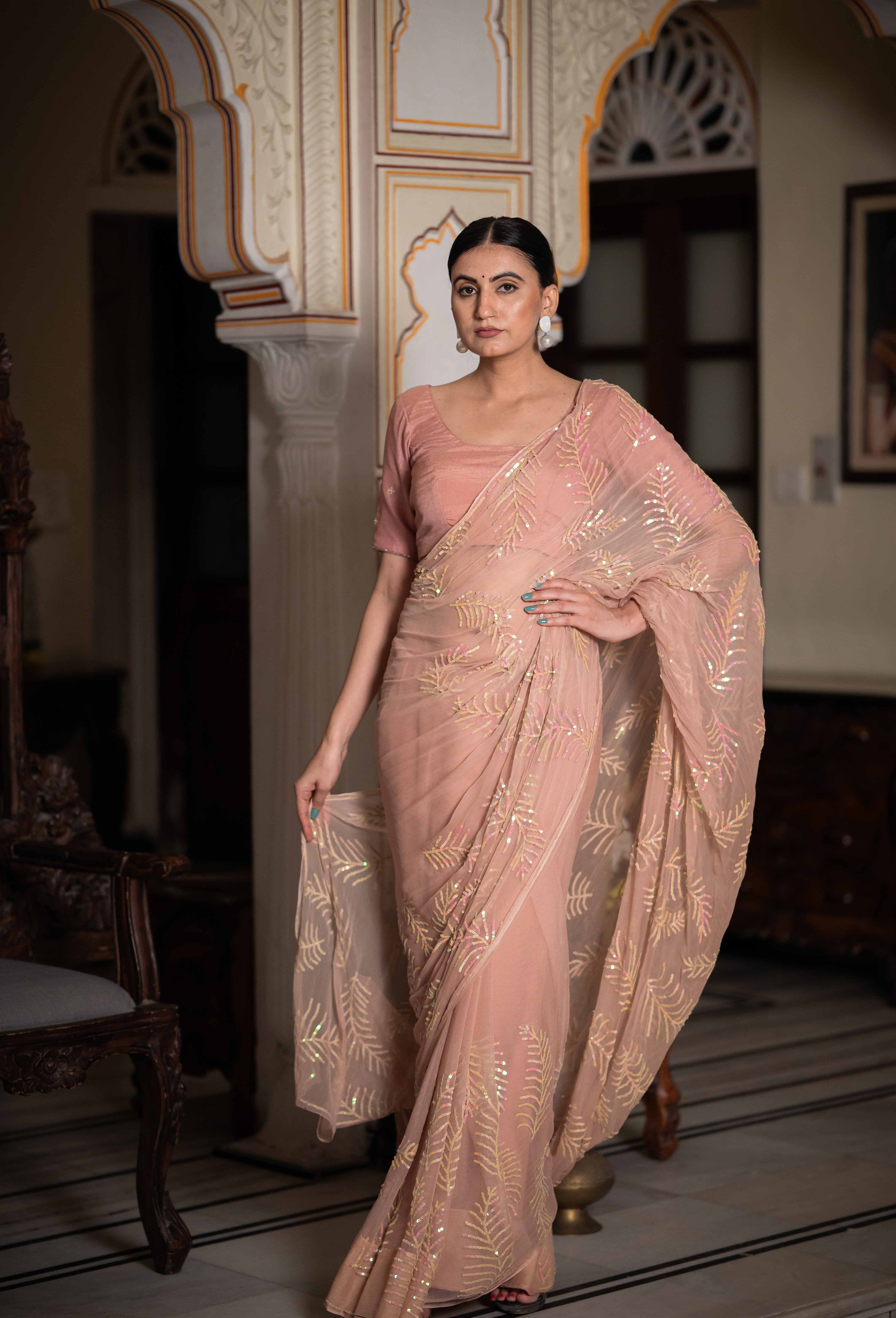 Mallar Beige Tari Saree