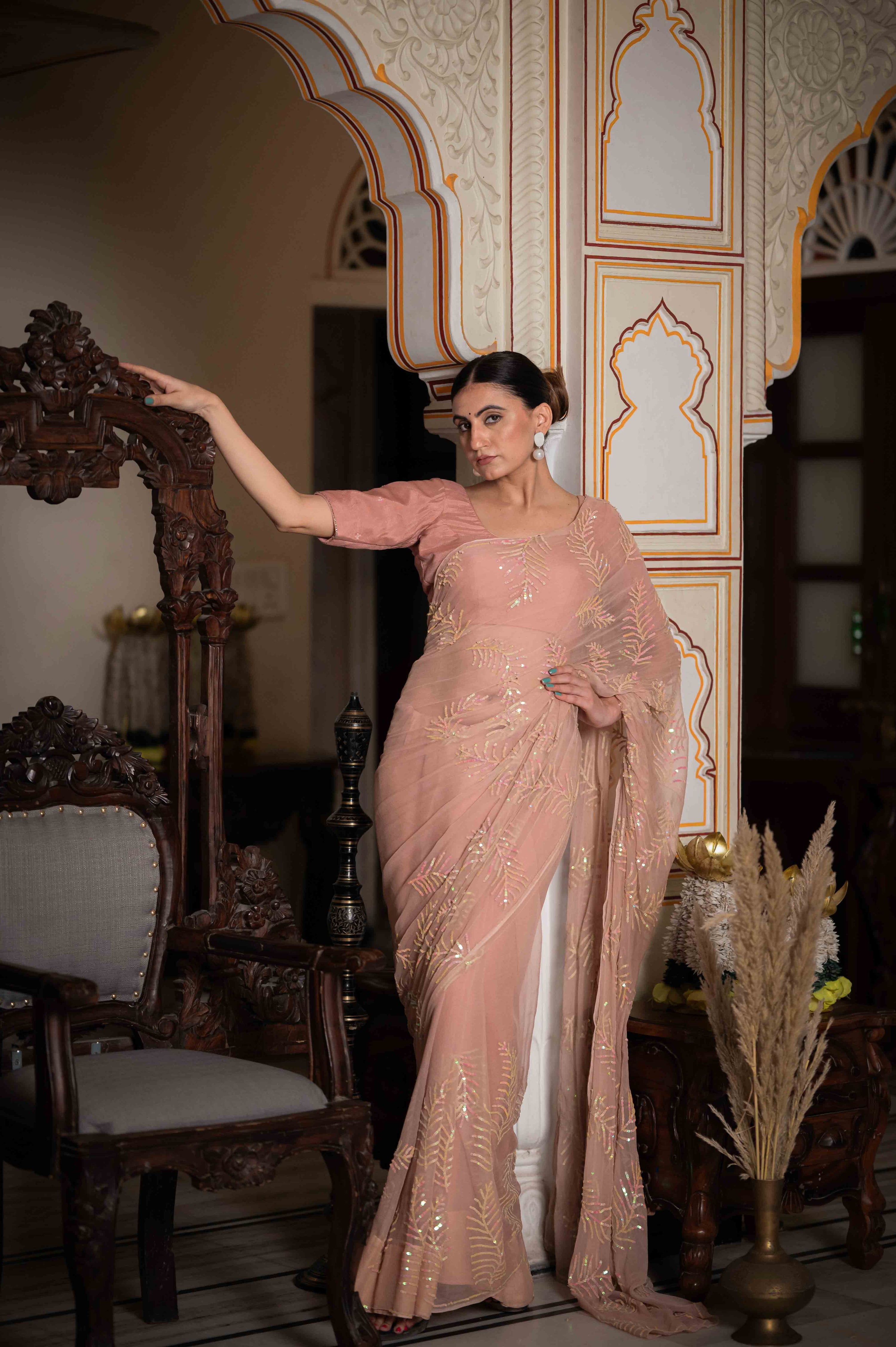 Mallar Beige Tari Saree