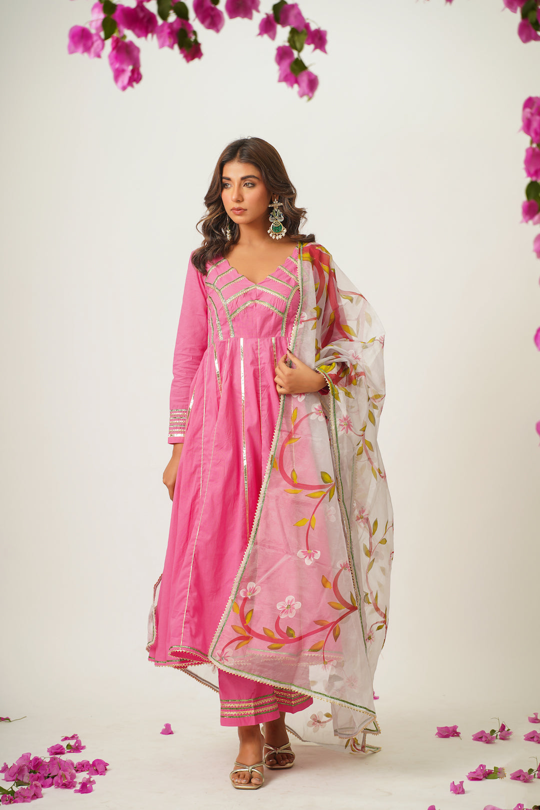 Nasrin Gota Suit Set