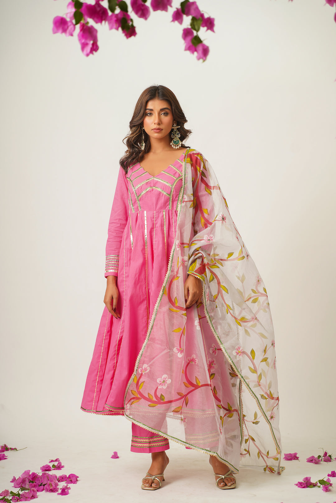 Nasrin Gota Suit Set