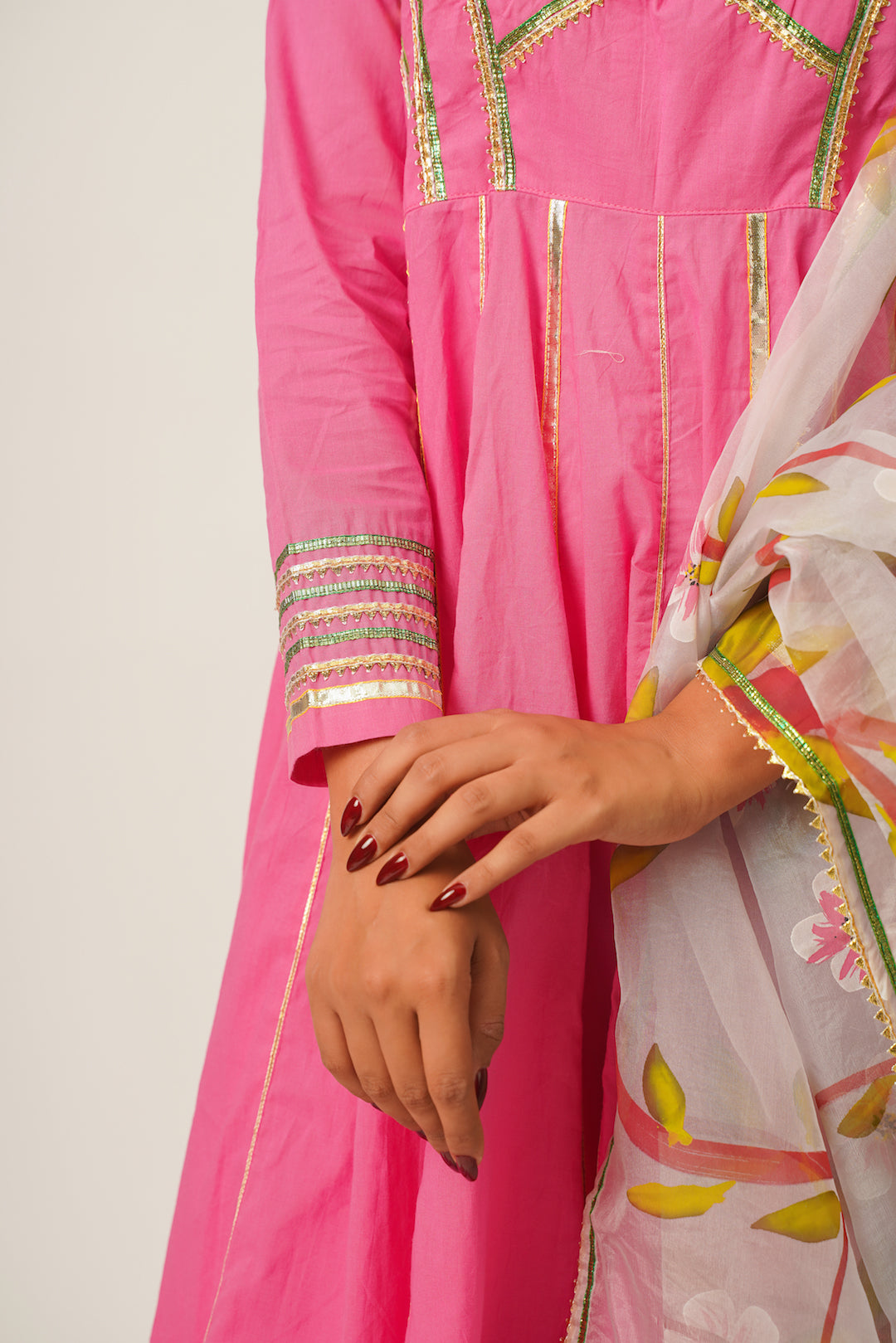 Nasrin Gota Suit Set