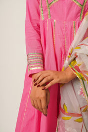 Nasrin Gota Suit Set