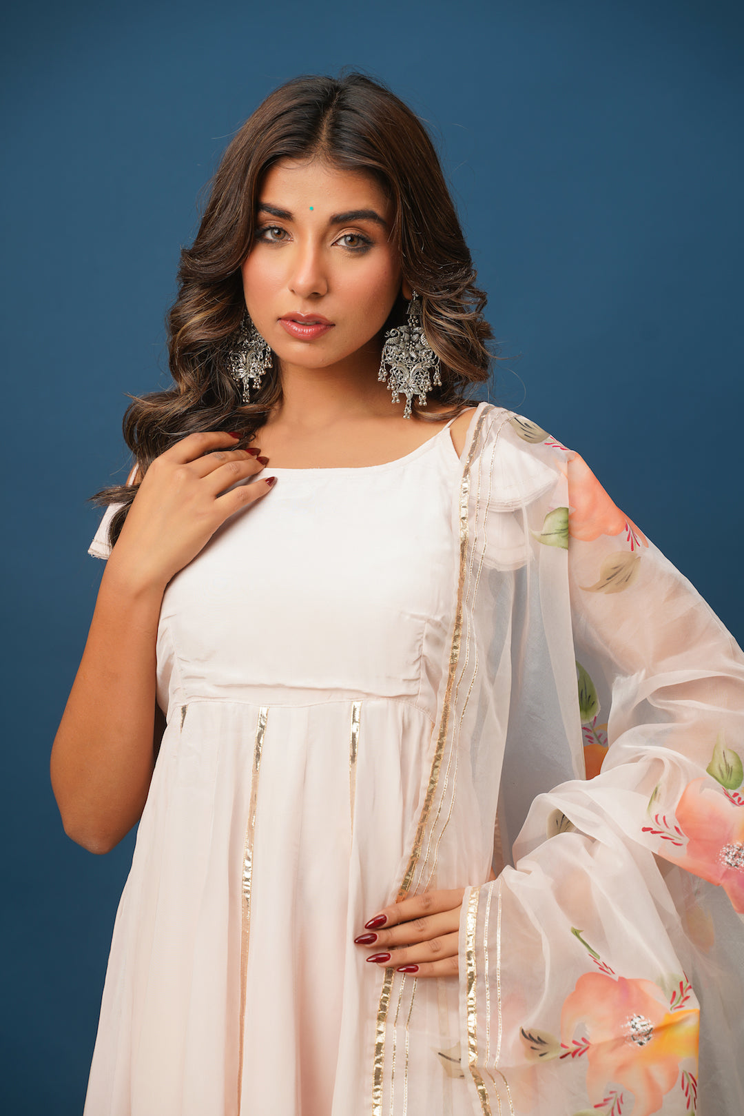 Sohni Handpainted Suit Set