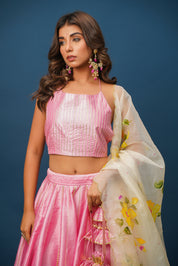 Close-up of blouse and gota dupatta of Harshita lehenga

