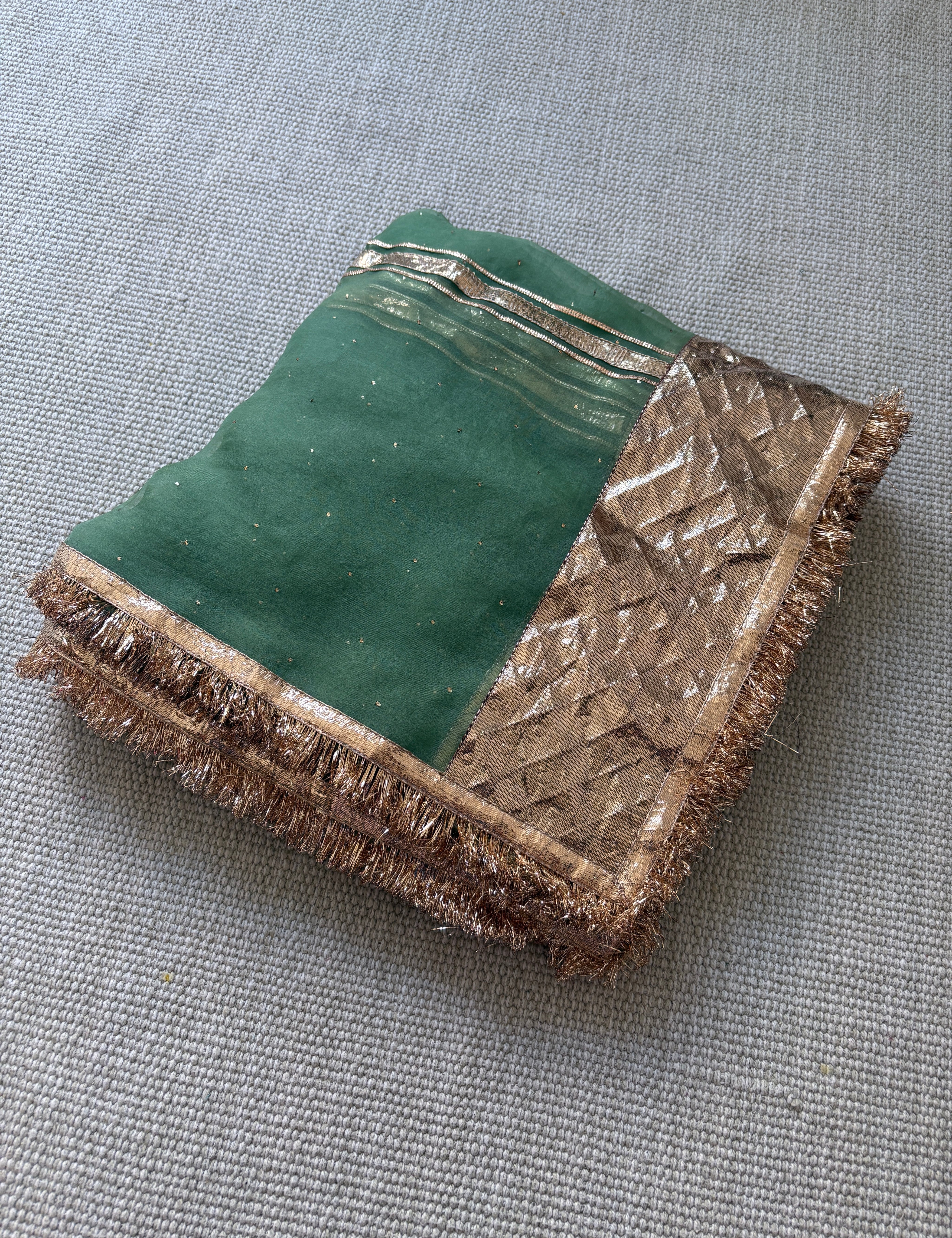 Abhilasha green pure organza silk Lamphi dupatta with copper border