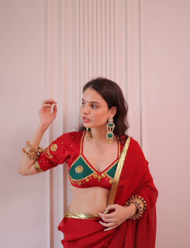 Gajra Laal Aangi Blouse - House of Baisa