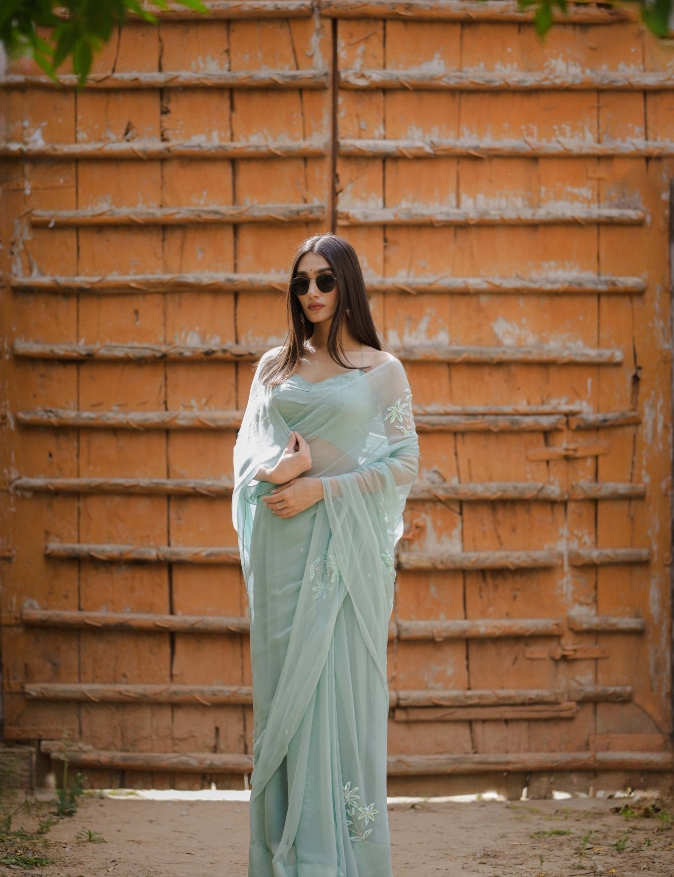Mahira Pistachio Tari Buta Saree - House of Baisa