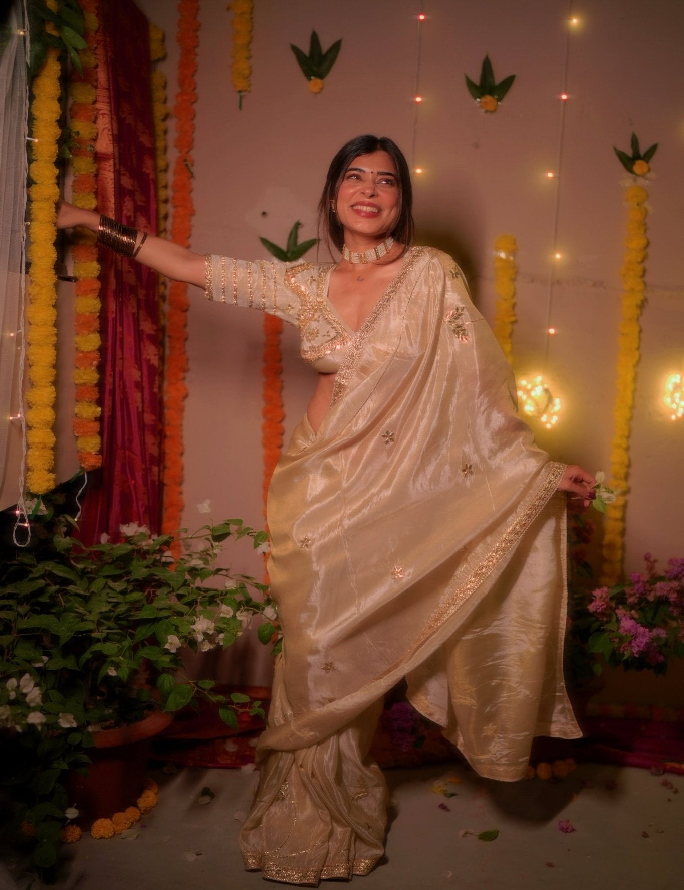 Sundari Hand Embroidered Tissue Saree - House of Baisa