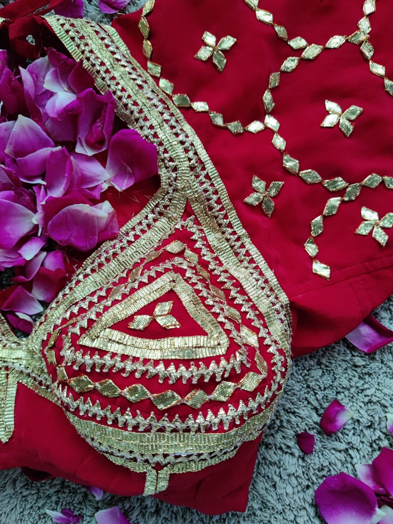 Surkh Laal Pure Crape Aangi - House of Baisa